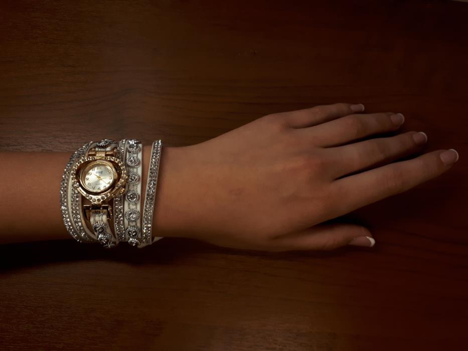 Лимитированная партия женских часов  - изображениe 3