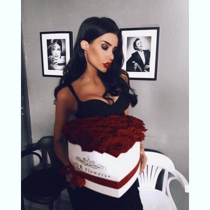 Проводит набор девушек на работу - изображениe 1