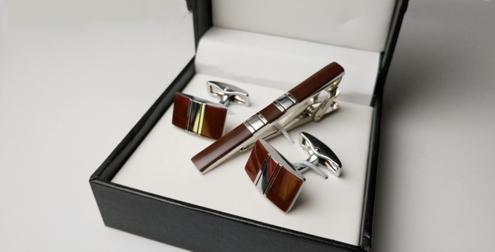 Запонки в виде карты мира - изображениe 5