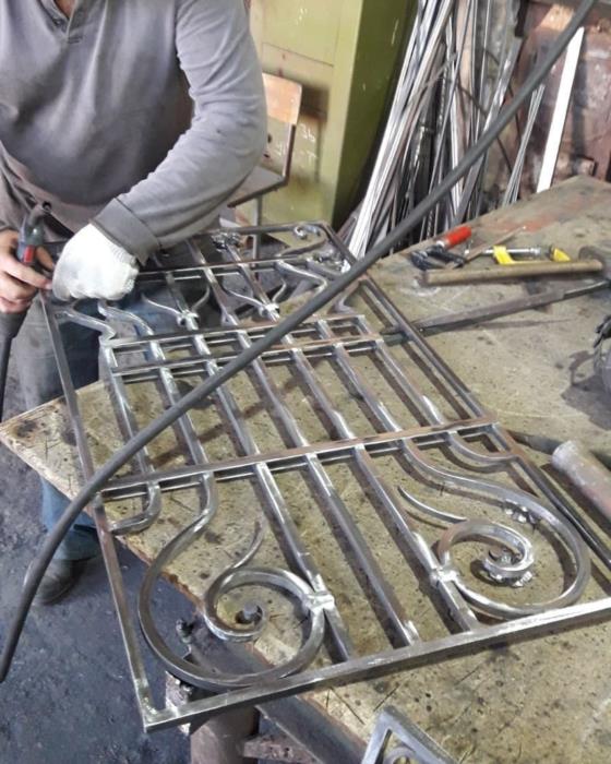Решетки на окна и двери изготовить Кривой Рог - изображениe 12