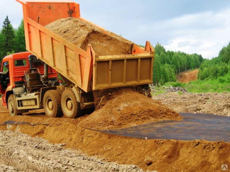 Купить песок чернозем щебень в Харькове