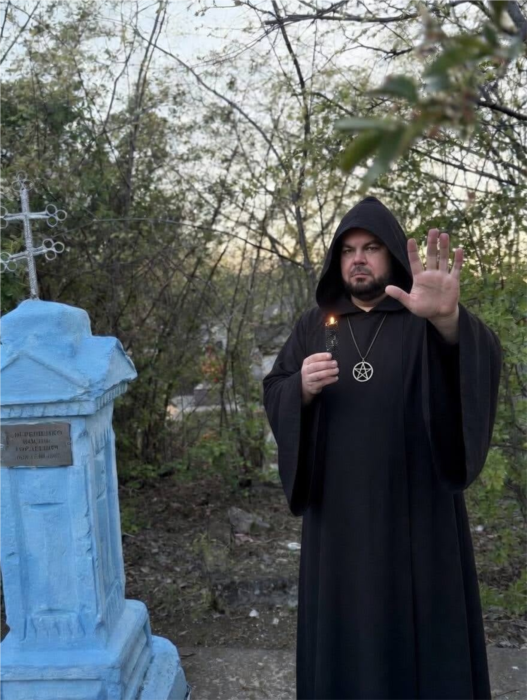 Маг Адор Магічні послуги Сергій Кобзар Мукачево