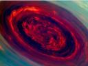 NASA засекло мощный и впечатляюще красивый ураган на Сатурне.
